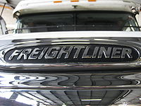 Freightliner bonnet badge.JPG