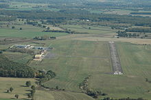 Aérodrome Moulins-Montbeugny 01.jpg