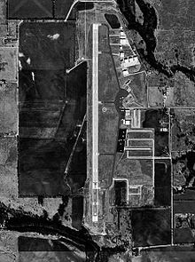 Denton Municipal Airport-TX-11Jan1996-USGS.jpg