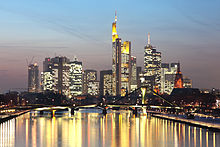 Skyline Frankfurt 2011-01.jpg