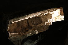 Zedekiah's Cave in summer 2011 (6).JPG