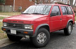 1990–1992 Nissan Pathfinder 4-door