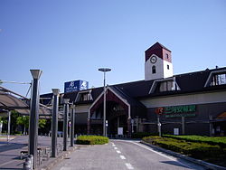 Mikawa-Anjo Station shinkansen-north side.jpg