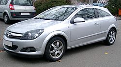Opel Astra H GTC.