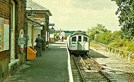 Ongar railway station in 1980.jpg
