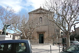 Eglise de Mouriès.JPG