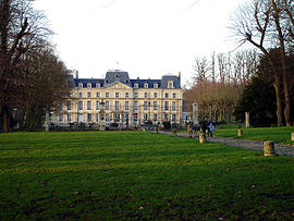 Nointel (Val-d'Oise) - Chateau 01.jpg