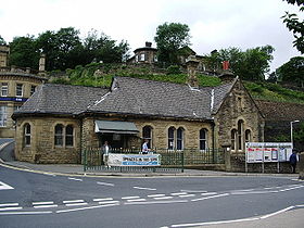Mossley Railway Station.jpg
