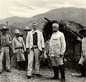 Calixto García and William Ludlow in Cuba, 1898.jpg