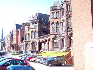 The old entrance to the Leeds Infirmary