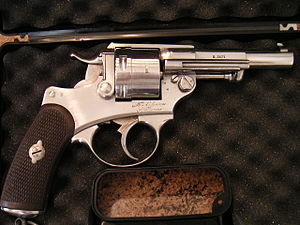 Revolver modèle 1873.JPG